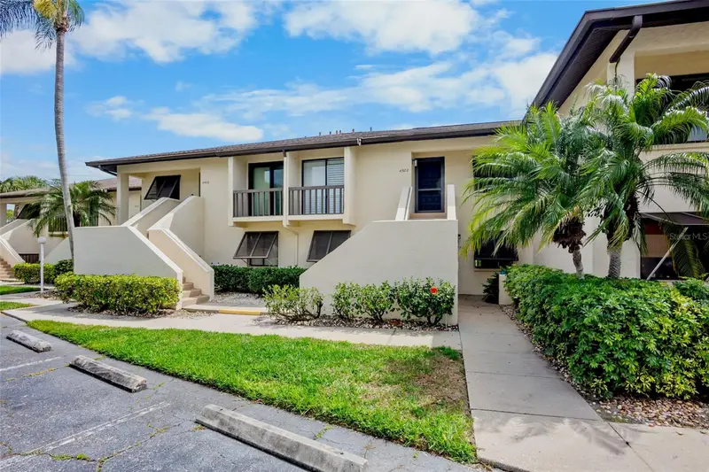 4582 Longwater #62, FL