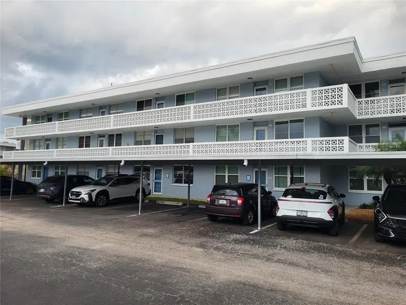 4895 Bay St Ne #212, FL