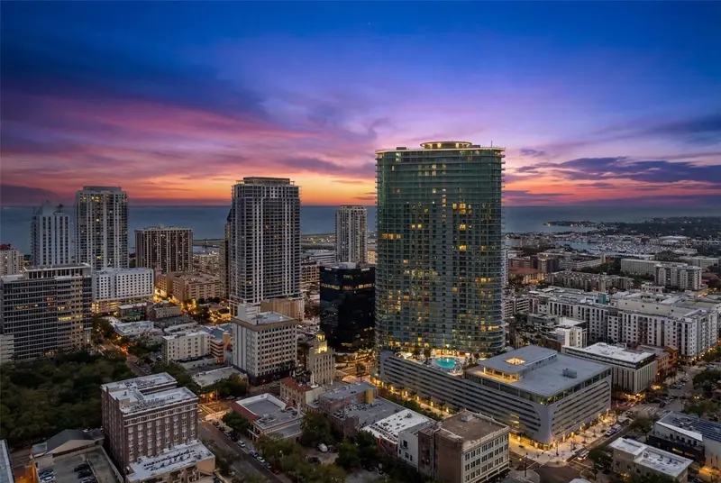 400 Central Ave #1405, FL