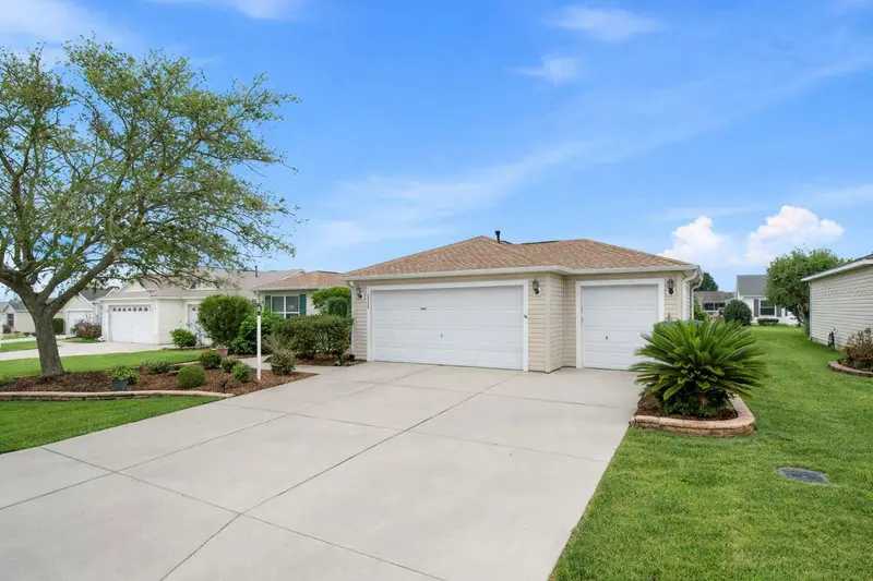 2525 Five Forks Trl, FL
