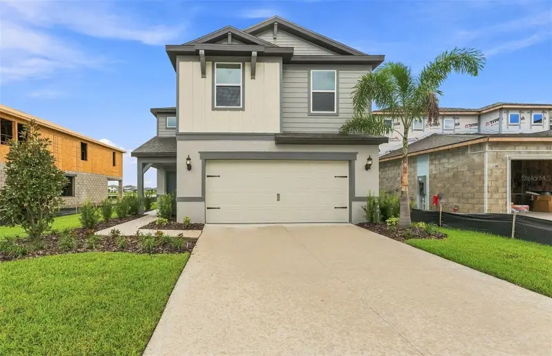 Oakfield Lakes listing