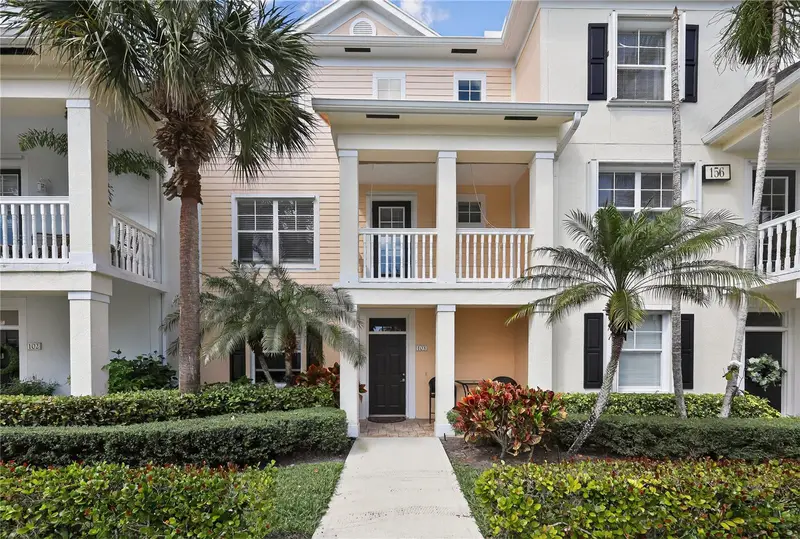 156 Aragon Way #103, FL