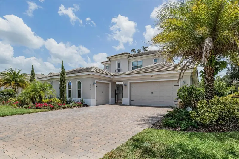 1118 Estancia Woods Loop, FL