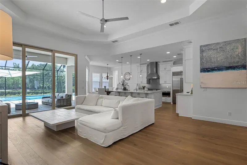 1118 Estancia Woods Loop, FL