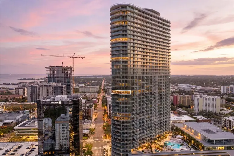 400 Central Ave #2307, FL