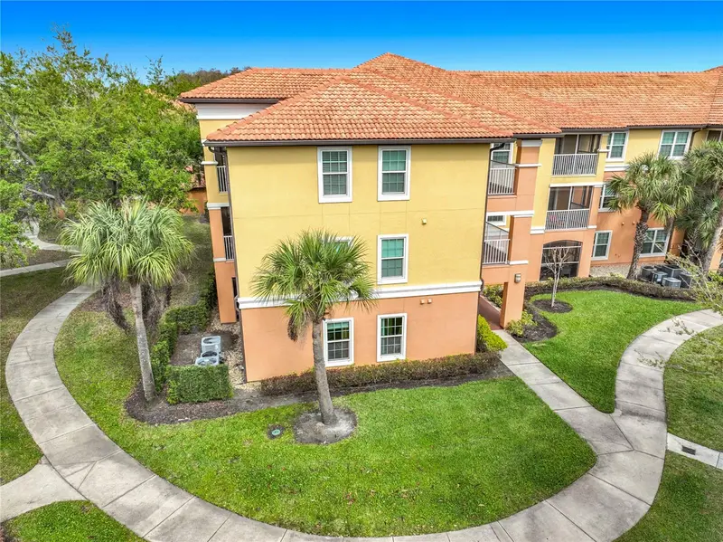 5471 Vineland Rd #7109, FL