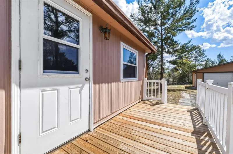 5590 W Mcdowell Ln, FL