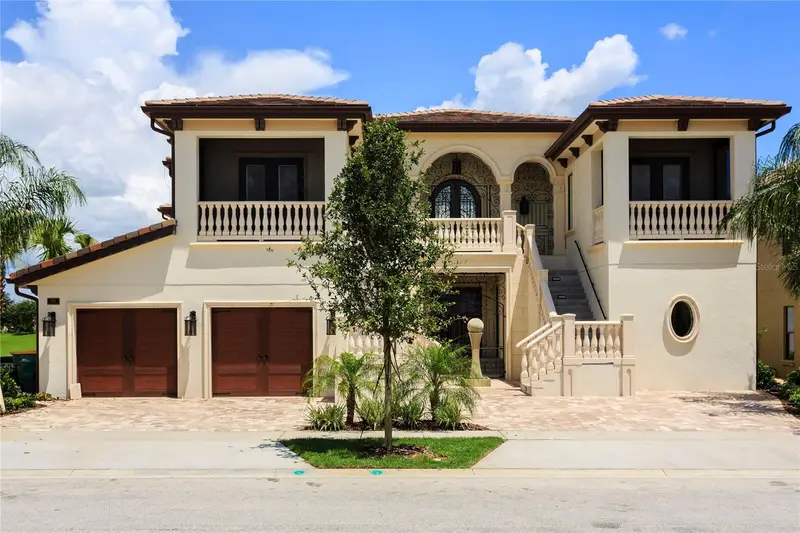 905 Golden Bear Dr, FL