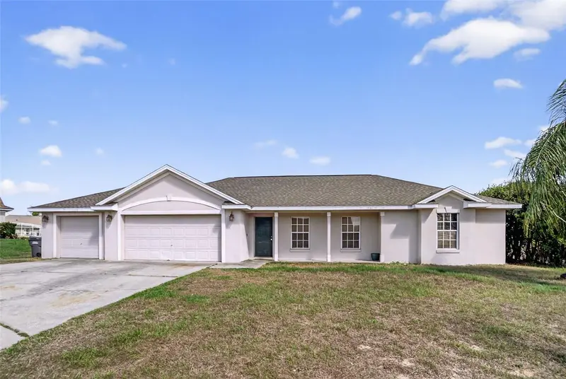 5564 Loma Vista Loop, FL
