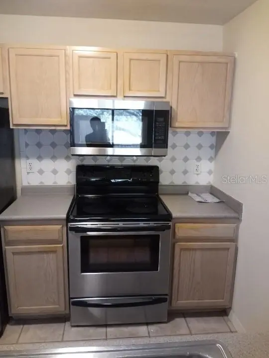 8939 Latrec Ave #1203, FL