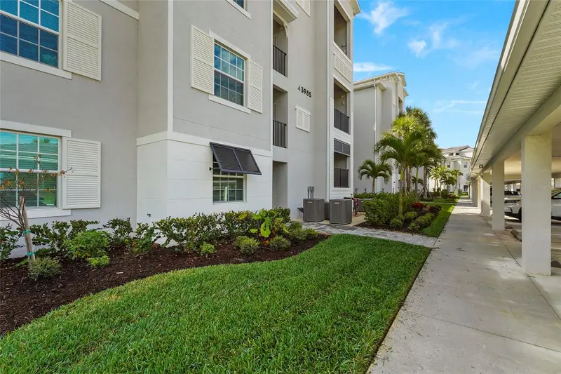 43985 Boardwalk Loop #2124, FL