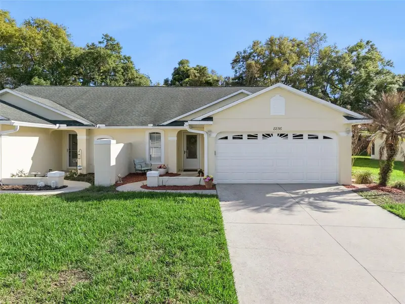 8856 Courtyard Ln, FL