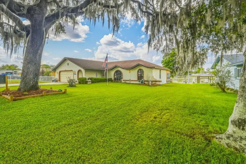 9103 E Aqua Vista Dr, FL
