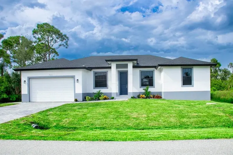 15633 Lakeland Cir, FL