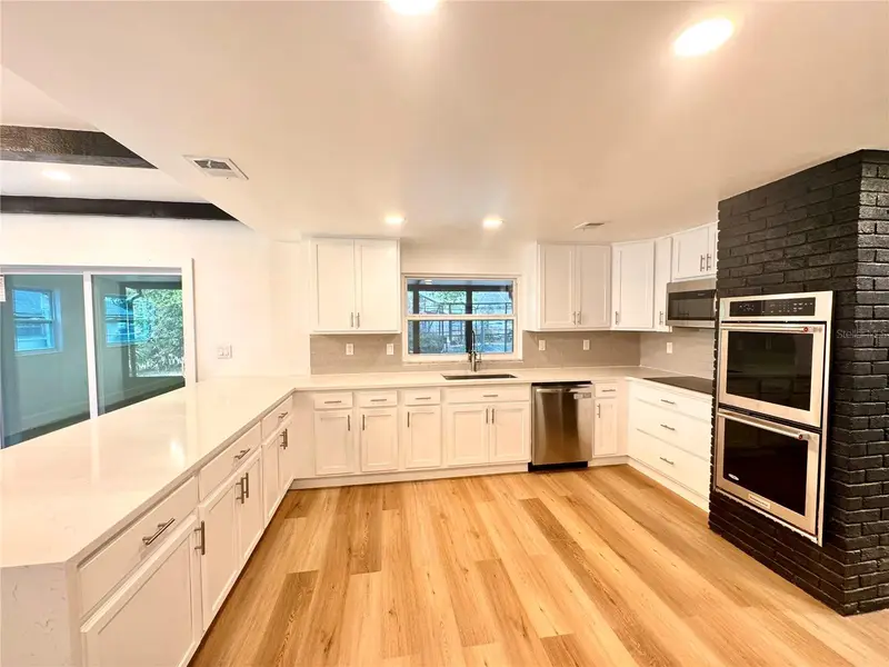 14 Glendale Dr, FL