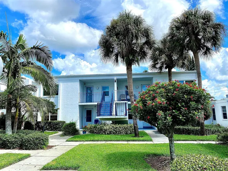 729 Capri Isles Blvd #216, FL