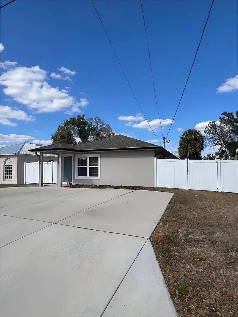 640 E Grapefruit Ave, FL