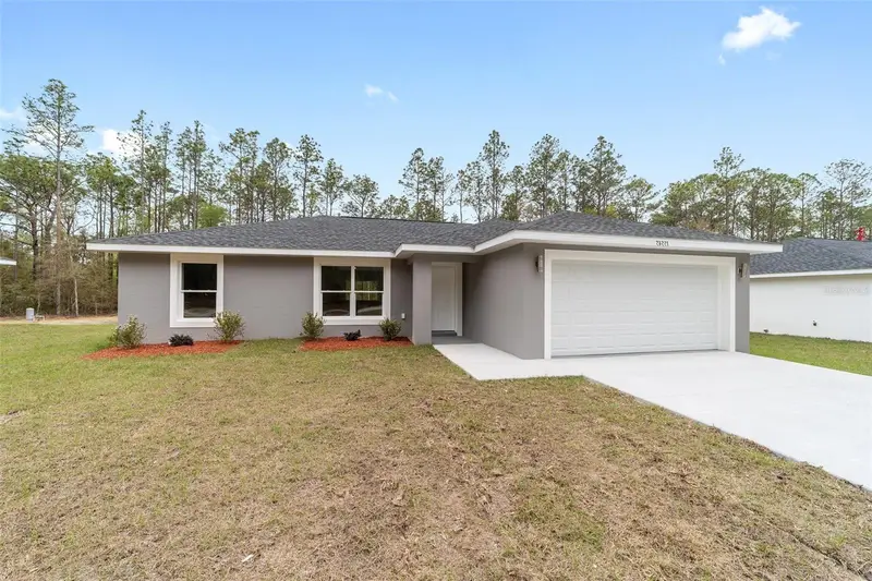 24272 Nw Aspen Ln, FL