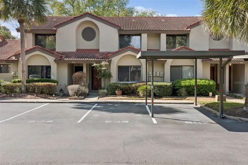 502 Club Dr, FL