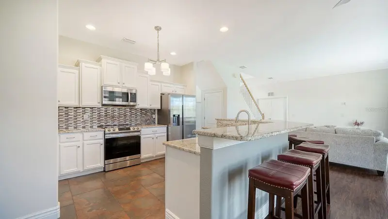 152 New Briton Ct, FL