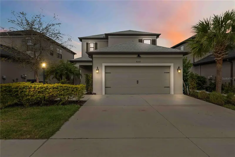 8252 Shooting Star Rd, FL