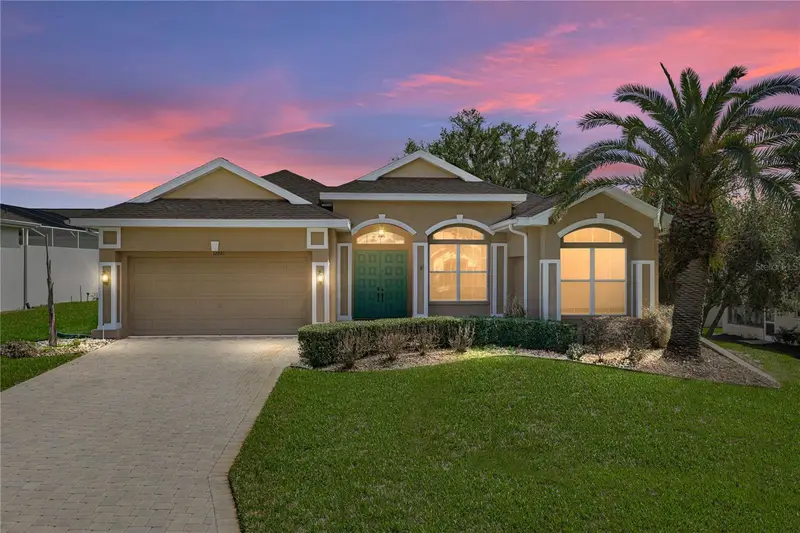 12231 Woodlands Cir, FL