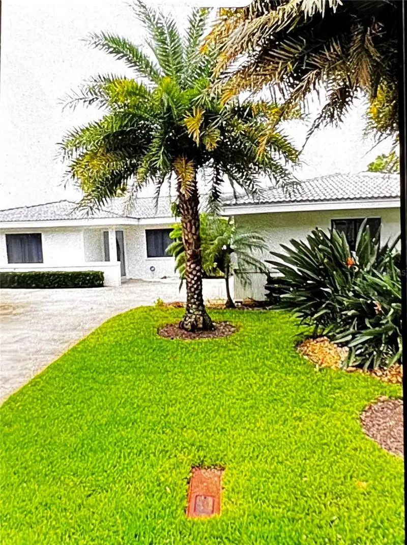 2431 Sunrise Dr Se, FL