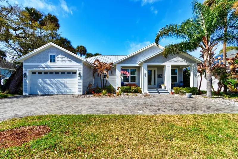 1508 Saxon Dr, FL
