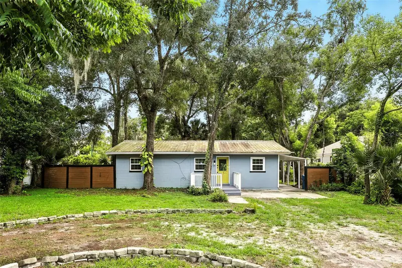 1412 E Voorhis Ave, FL