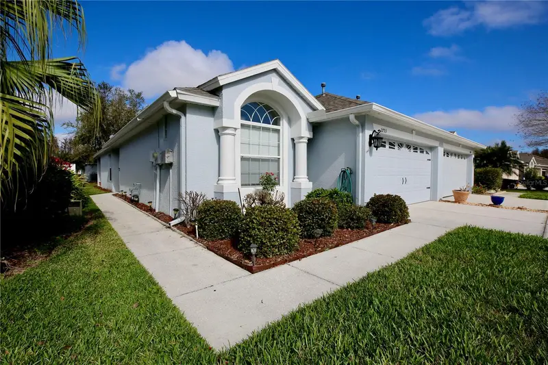 2753 Tanglewylde Dr, FL