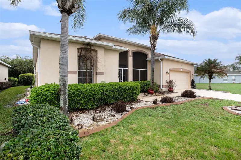 9916 Cleghorn Dr, FL