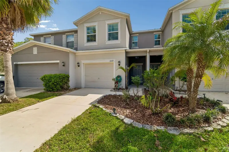 10687 Lake Montauk Dr, FL