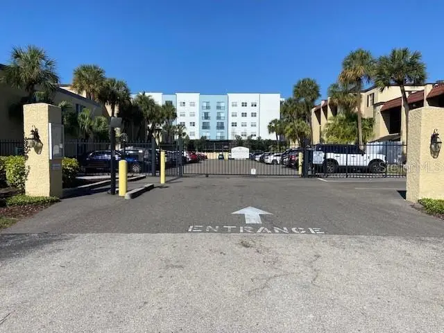 108 Alameda Ct #334, FL