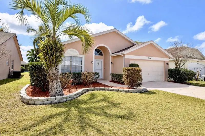 7830 Becket St, FL