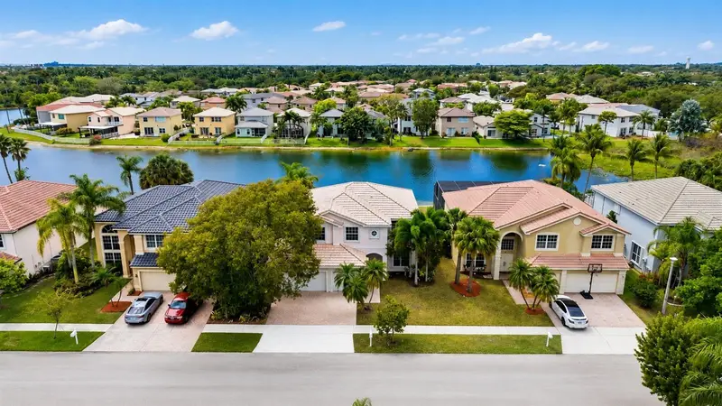 3228 Sw 175th Ave, FL