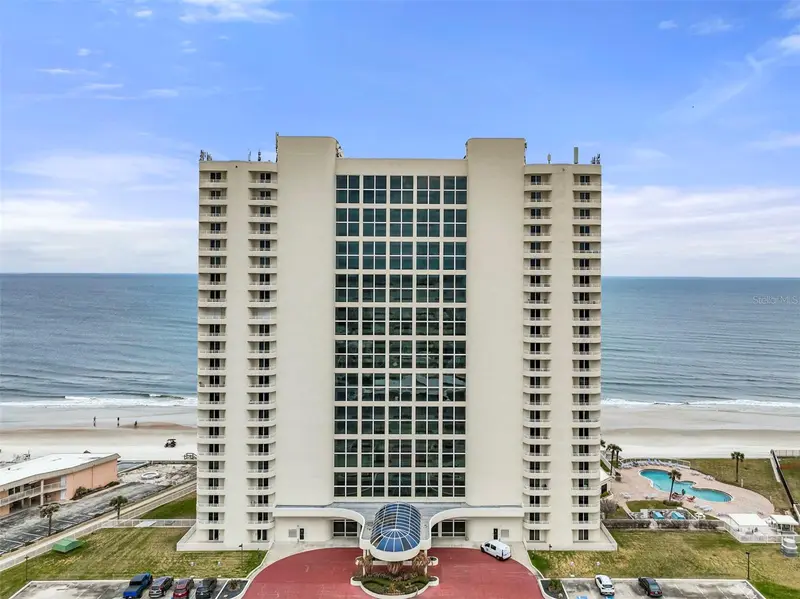 2545 S Atlantic Ave #104-105, FL