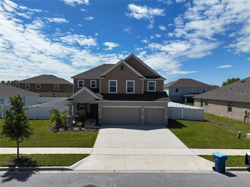 923 Fieldstone Way, FL