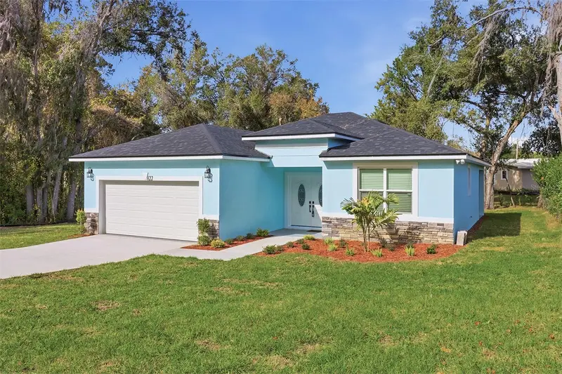 822 Poplar St, FL