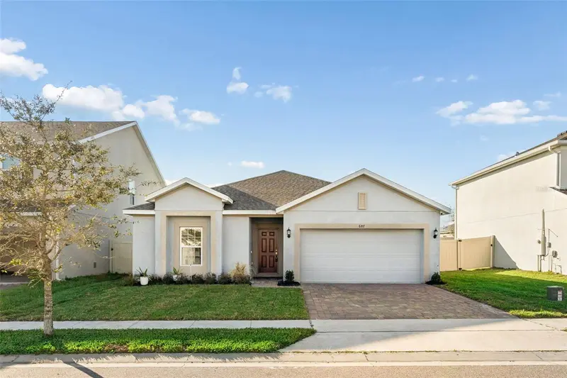 687 Campo Ln, FL