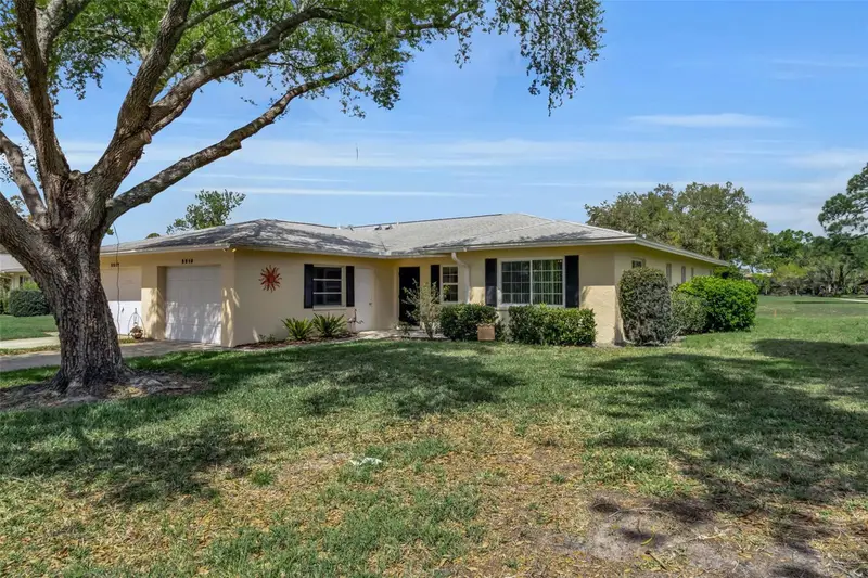 5519 Palm Aire Dr, FL