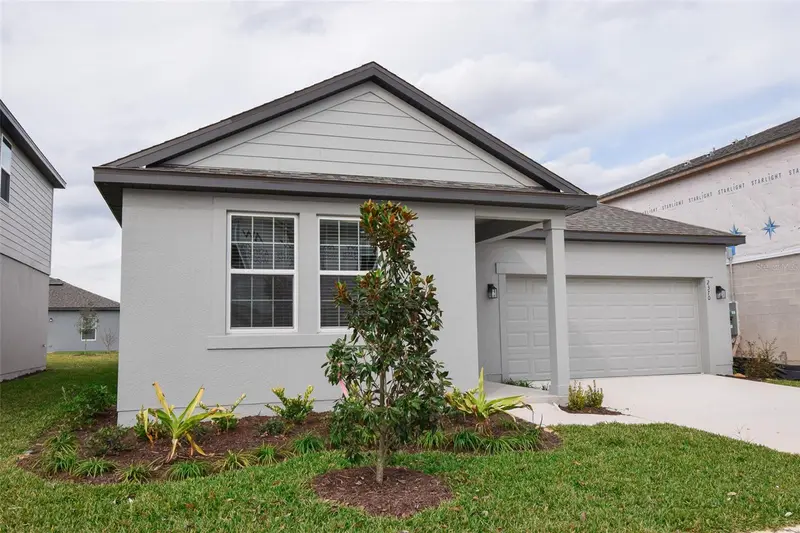 2370 Lancashire St, FL