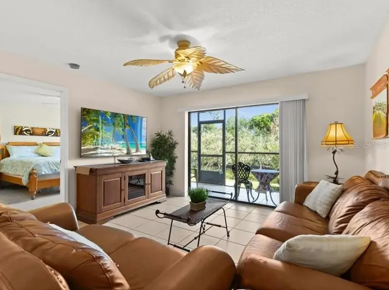 1669 Seascape Cir #1669, FL