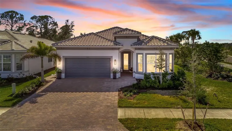 10201 Beach Dune Dr, FL