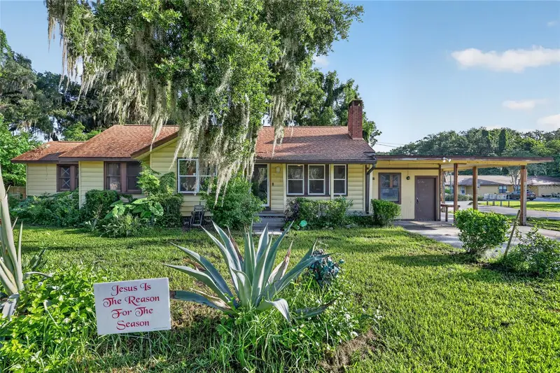 833 Ne 28th St, FL