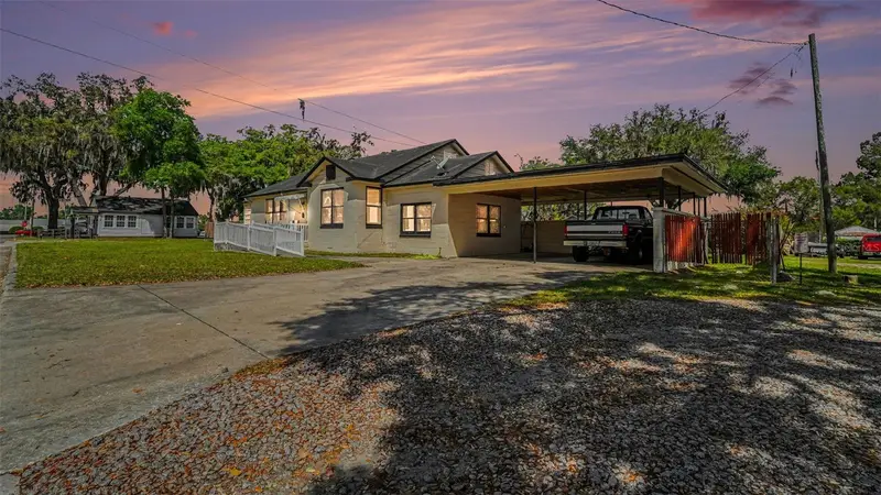 219 Sw 6th St, FL