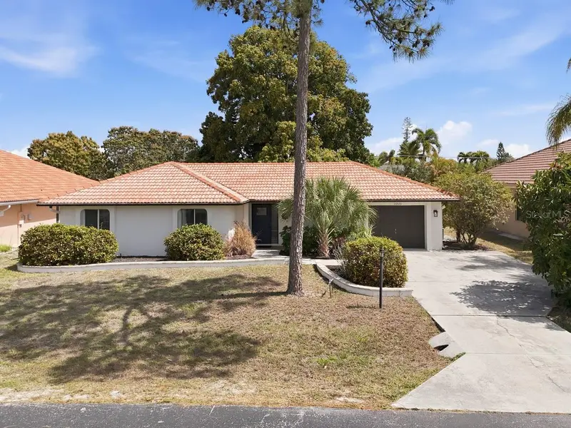 26920 Spanish Gardens Dr, FL