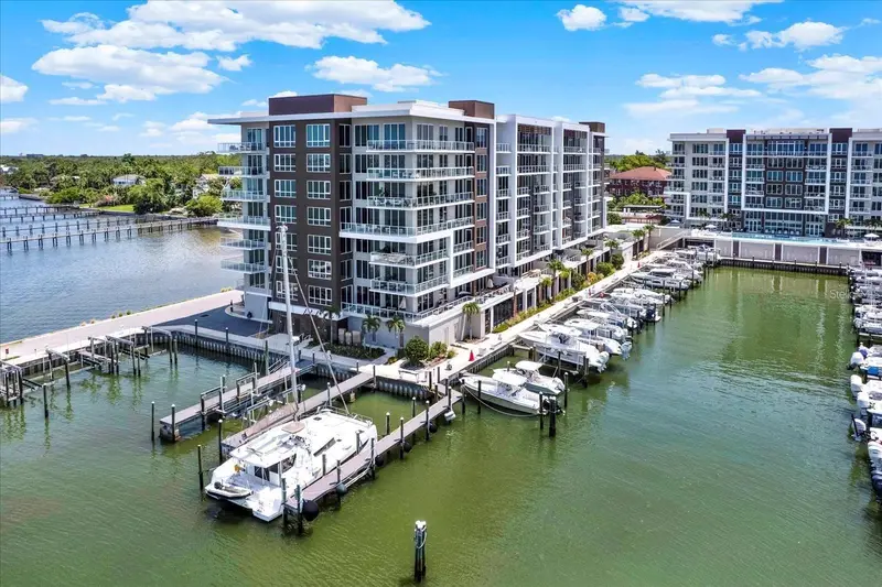 920 N Osceola Ave #804, FL