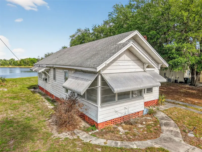 272 S Central/Sr19s Ave, FL