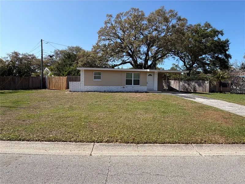 972 Cedarwood Ave, FL
