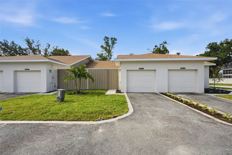1411 Oak Pl #B, FL